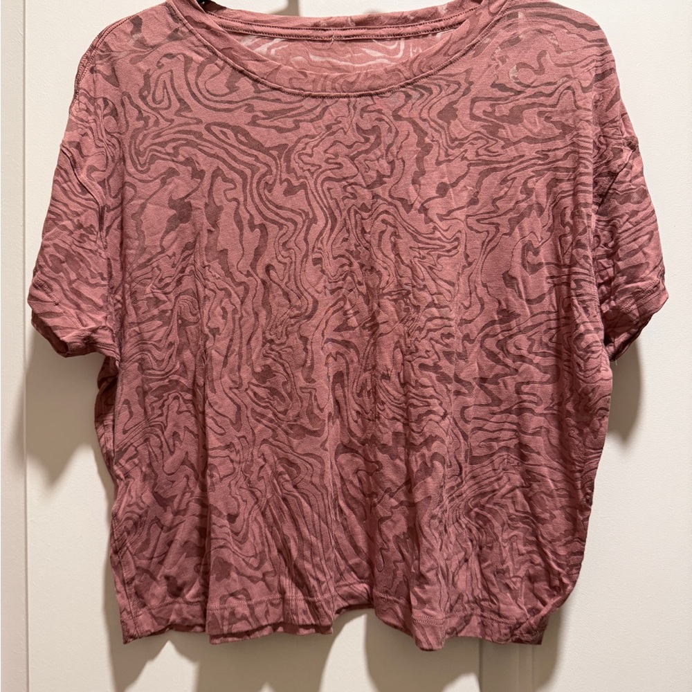 lululemon athletica Mauve Patterned Short Sleeve Top